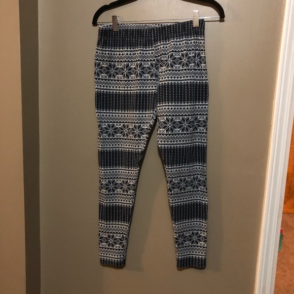 No Boundaries Pants - No boundaries leggings size large